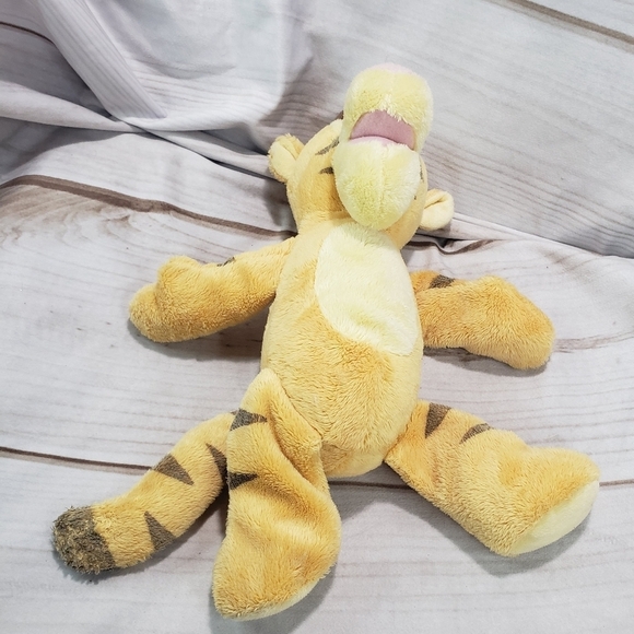 Disney Baby Tigger Winnie The Pooh Rattle Plush Toy Sewn Eyes 12 Inch 2012 - Picture 4 of 9